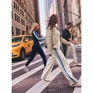 New Athleta MVP SIde Strip Track Pant 2X Plus Maritime/Bone